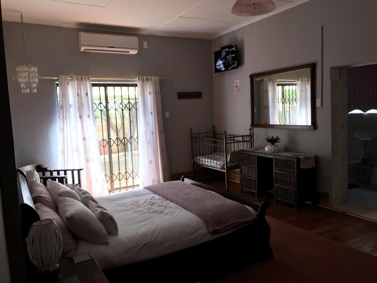 Sondela Bed & Breakfast アリワル・ノース エクステリア 写真