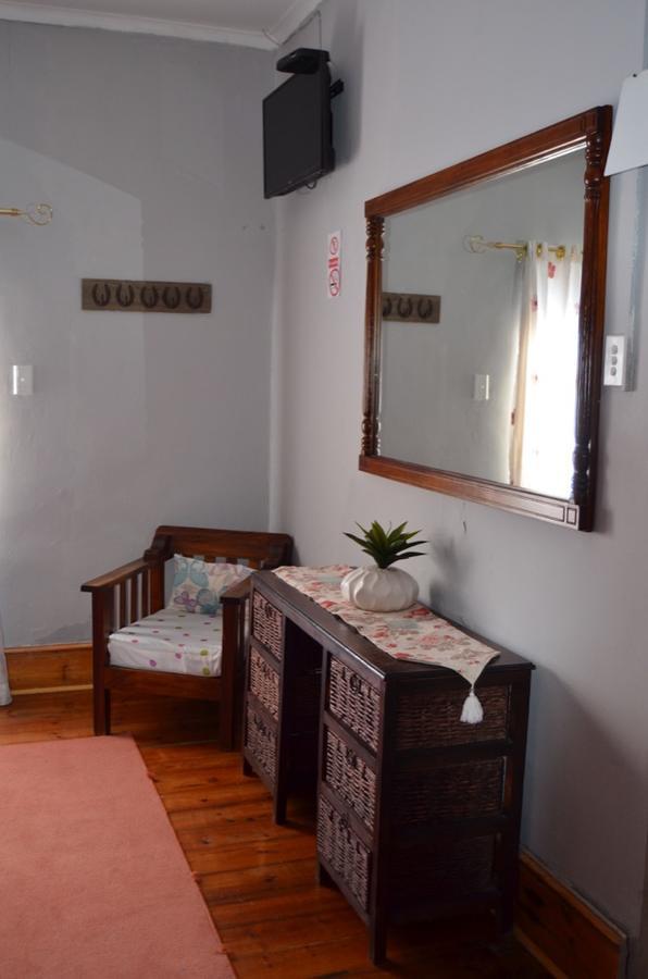 Sondela Bed & Breakfast アリワル・ノース エクステリア 写真