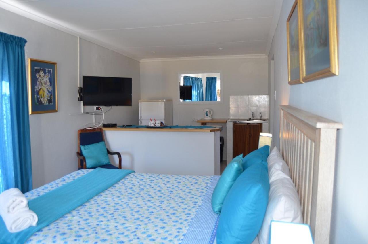 Sondela Bed & Breakfast アリワル・ノース エクステリア 写真