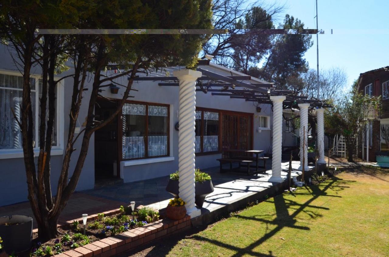 Sondela Bed & Breakfast アリワル・ノース エクステリア 写真